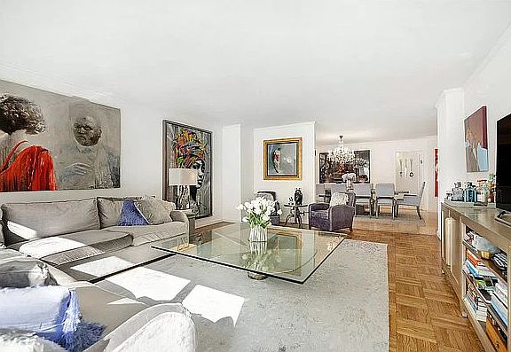 4th image of 200 Central Park S APT 15M