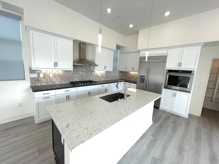 3128 Canon St #301 — Photo 10