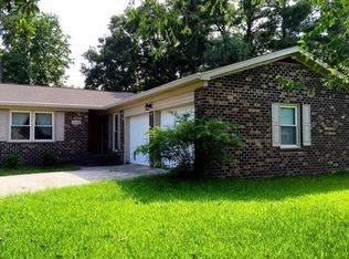 928 Miles Rd, Summerville, SC 29485