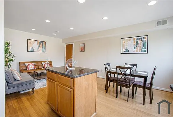 3339 10th Pl SE #301 — Photo 9