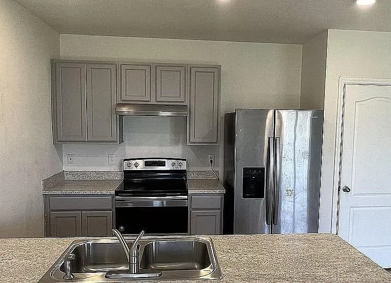 345 Corso Loop — Photo 9