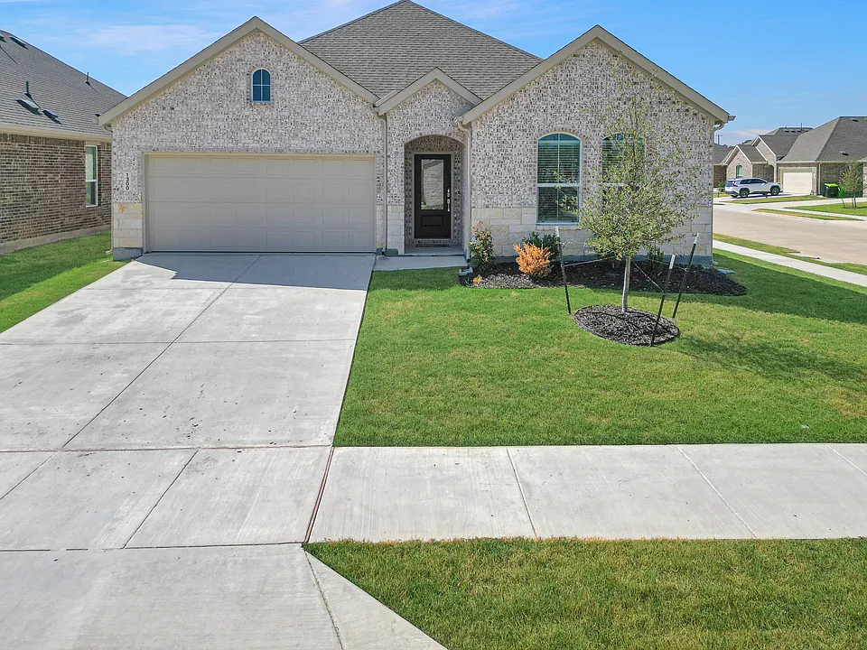 1300 Rockwell Dr