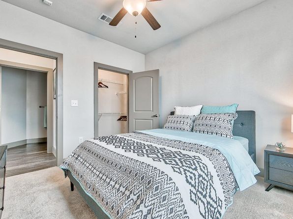 Encore At Westfork | 4949 W Davis St, Conroe, TX