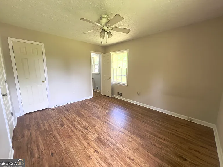 1140 Barber Creek Dr — Photo 15