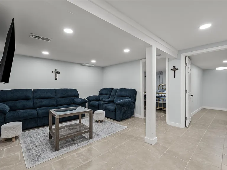 37010 Calka Dr — Photo 33