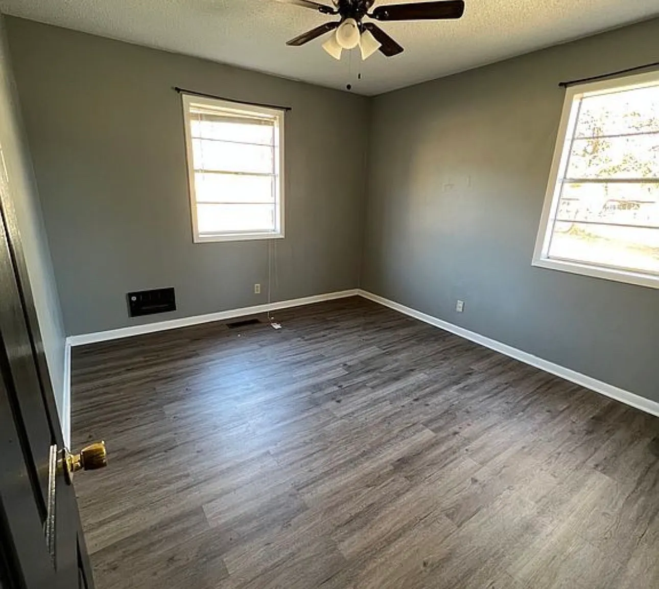 4 bed, 1292 sqft, $1,300 — Photo 4