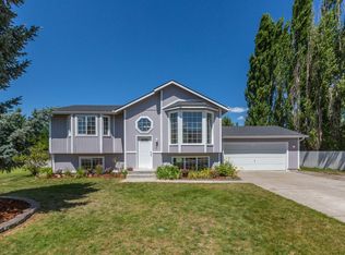 223 E Bridle Trail Rd, Colbert, WA 99005