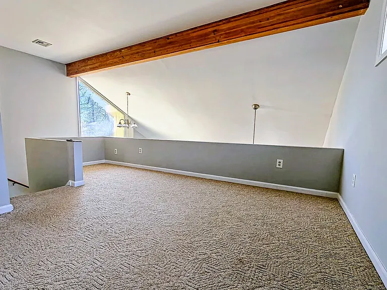 2104 Vacation Ln — Photo 18