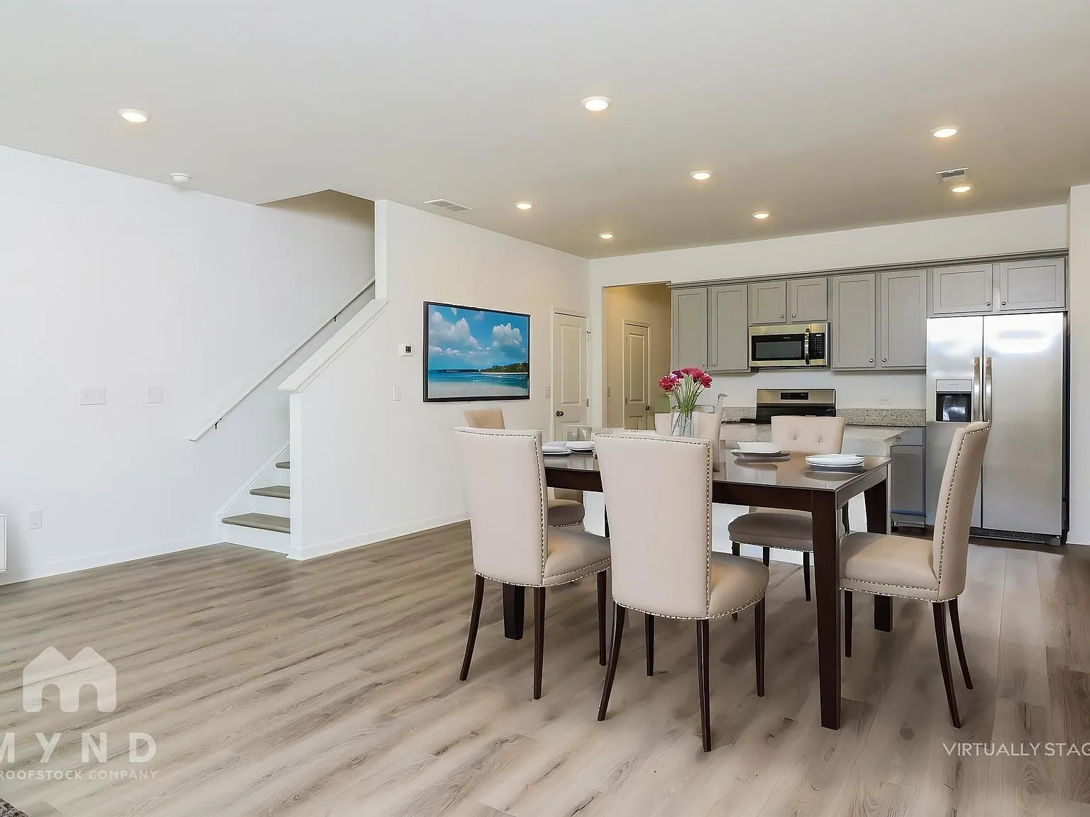 3 bed, 2.5 bath, 1552 sqft, $1,985 — Photo 4