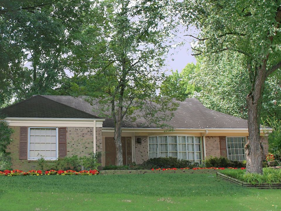 1st image of 7655 McHenry Cir N