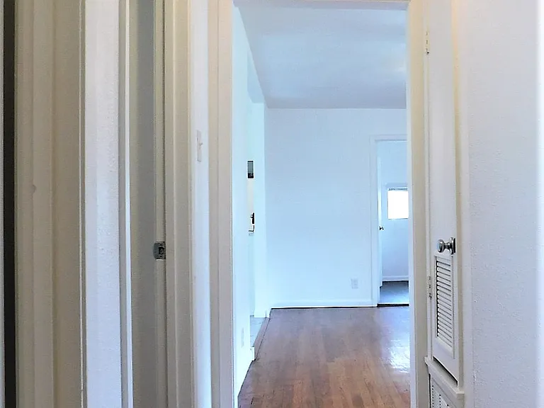 1100 Estes Dr — Photo 10