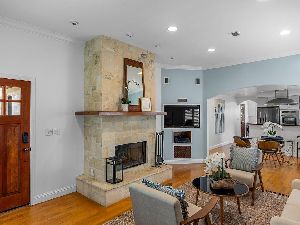 1st image of 537 Larkin St