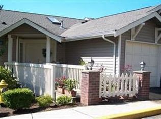 18677 NE 56th Ct, Redmond, WA 98052