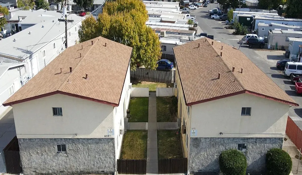 413 Harbor Blvd — Photo 1