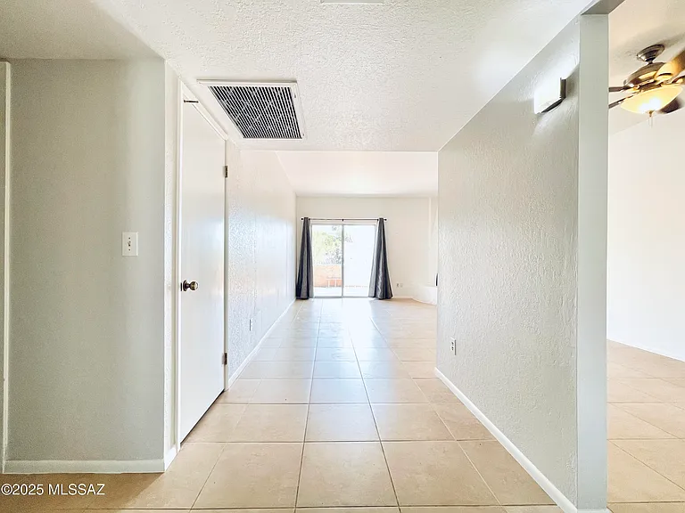 4554 E Camino De Cancun — Photo 7