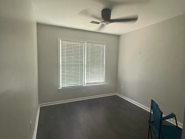831 Cameron M Alexander Blvd NW — Photo 3