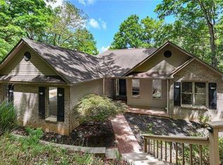 122 Douglas Fir Dr, Waleska, GA