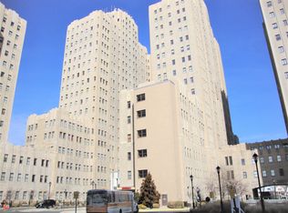 4 Beacon Way APT 202, Jersey City, NJ 07304