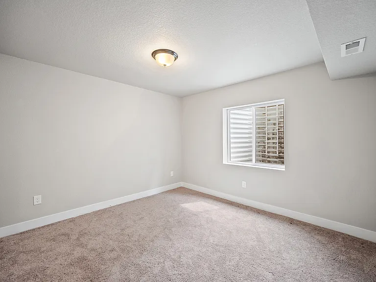 4046 Ryedale Way — Photo 47