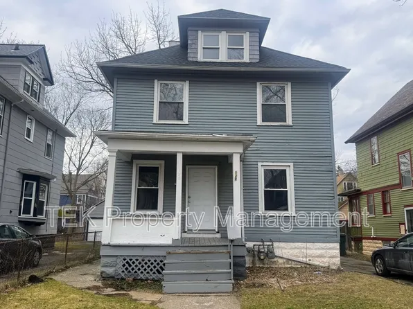 128 Roslyn St, Rochester, NY 14619