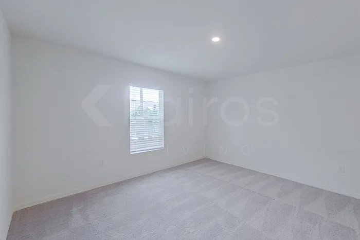 7746 104th Ave — Photo 15