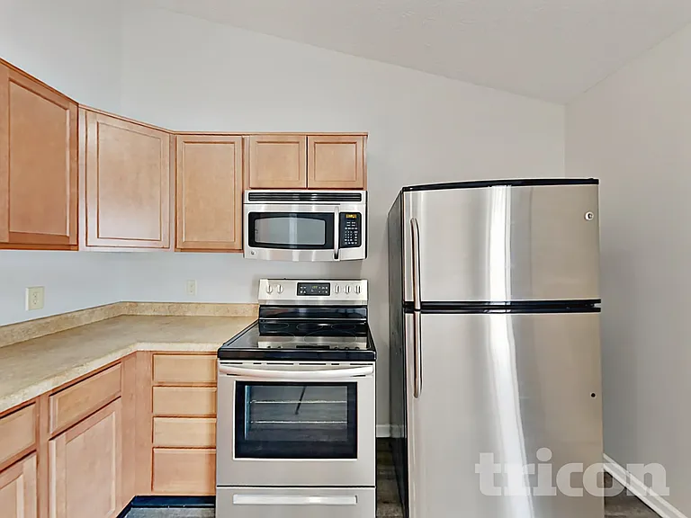 121 Hilltop Farms Blvd — Photo 5