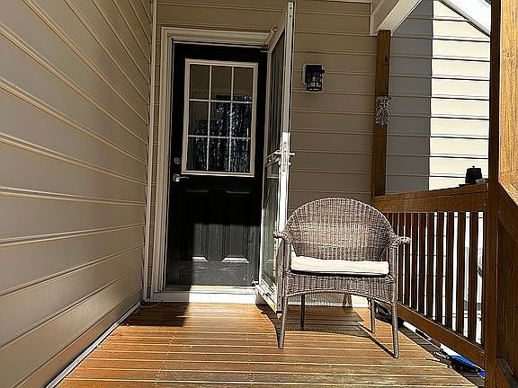 5th image of 1373 Butler Branch Rd