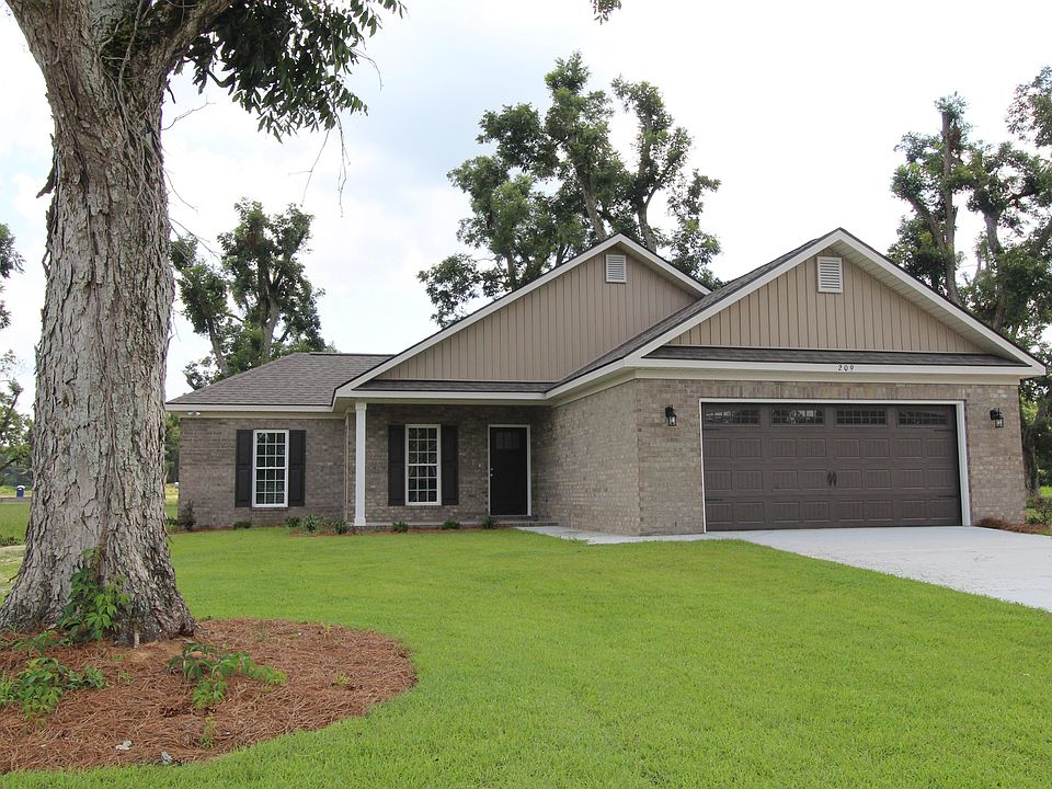 1st image of 209 Silverthorn Dr