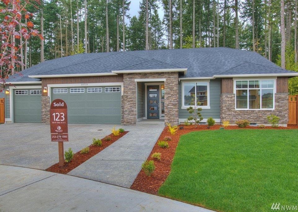 Pictures are of previously built home. For illustration purposes only. Some Features may be upgrades. 