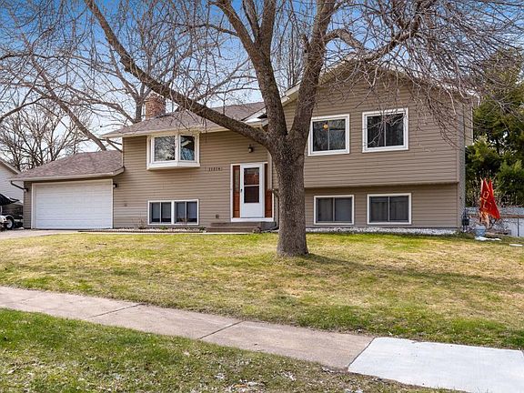 2nd image of 11314 W River Hills Dr