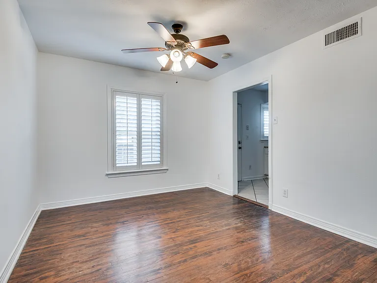 6465 Bordeaux Ave #6465 — Photo 3