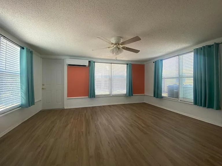 19 River Shore Dr — Photo 6