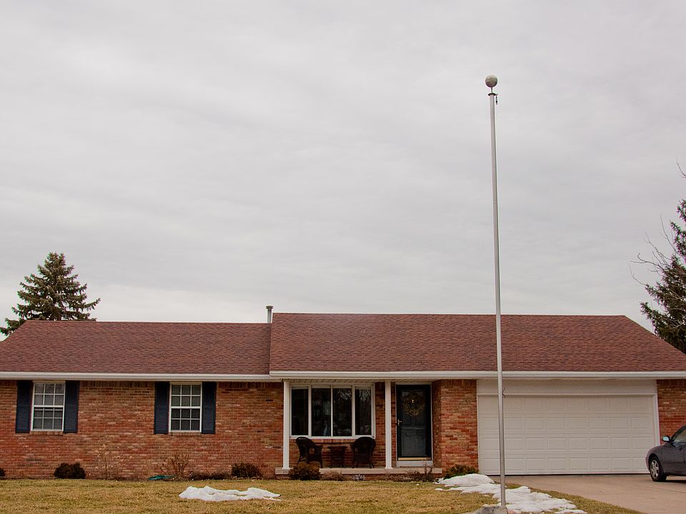 906 Liberty Drive, Watervill