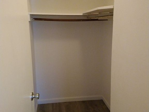 3rd image of 2621 S Big Bend Blvd Unit 1