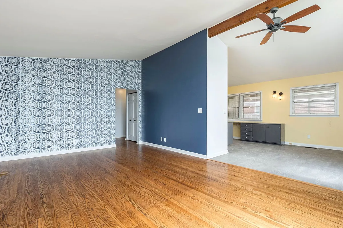 Building Photo - 3025 Vogue Ave