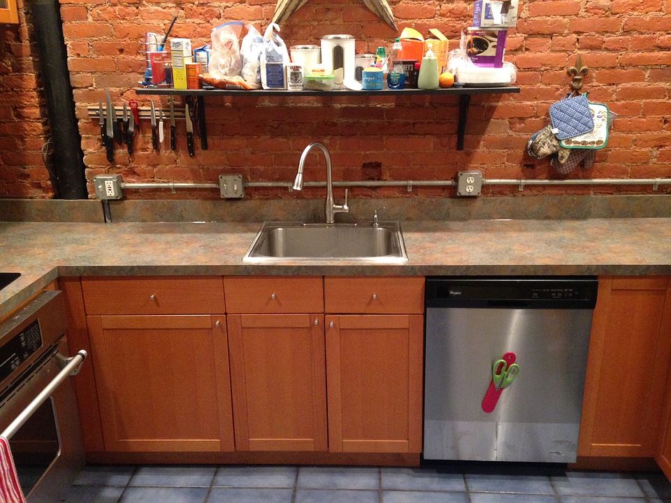 kitchen (new counters)