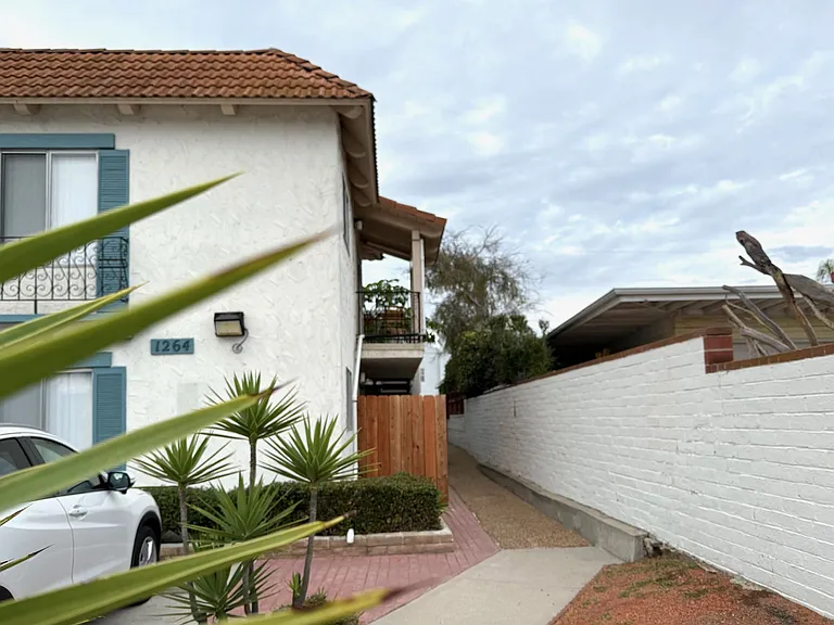 1264 Reed Ave #5 — Photo 10