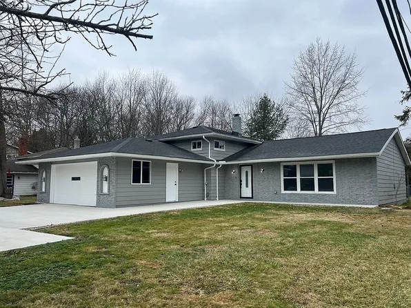 3906 Dover Center Rd, North Olmsted, OH 44070