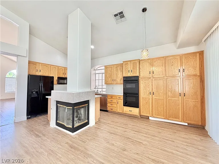 9413 Cedar Heights Ave — Photo 15