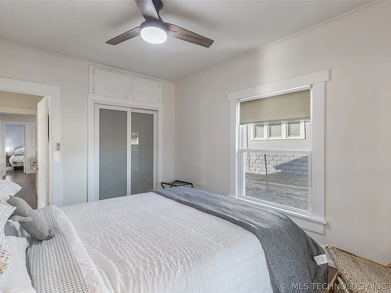 700 N McKinley Ave — Photo 23