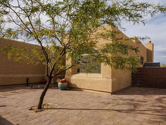 2nd image of 2700 W Camino De Las Grutas
