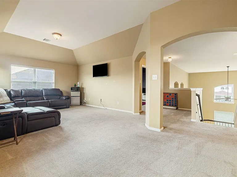 1002 Wallin Farms Cv — Photo 14