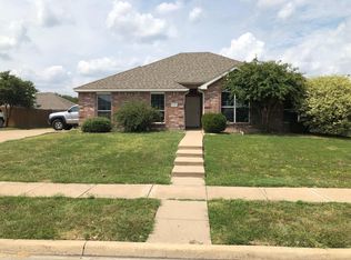 119 Troy Ln, Red Oak, TX 75154