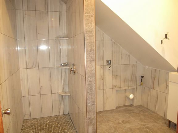 2nd image of 49 Livingston Ave