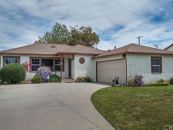 3rd image of 8308 Gloria Ave
