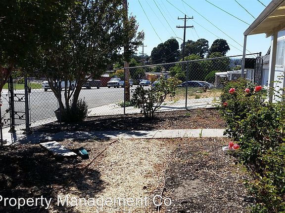 4th image of 311 Bonnie Dr