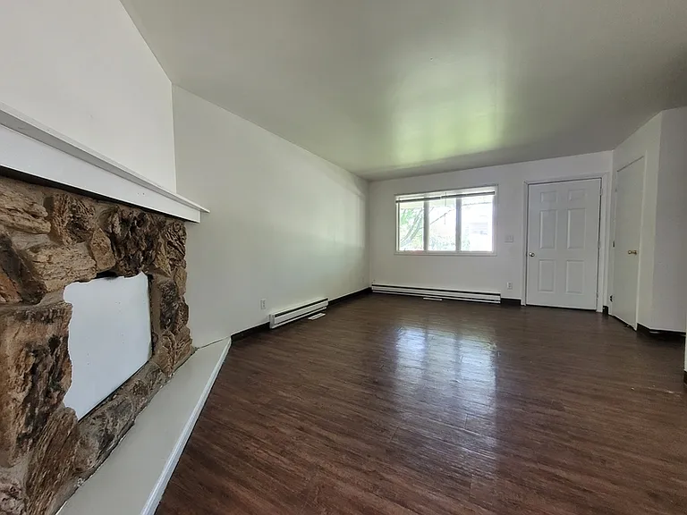 1113 Geneva Rd #2 — Photo 4
