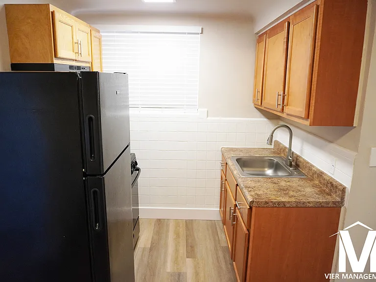 Oakwood at Deer Park Apartments — Photo 9