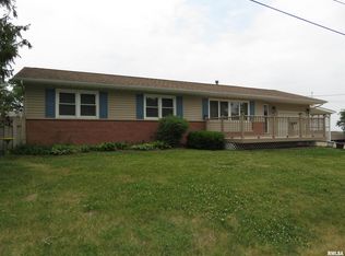 236 13th St, Silvis, IL 61282