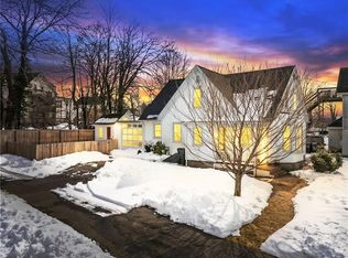16 Spring St, Westerly, RI 02891